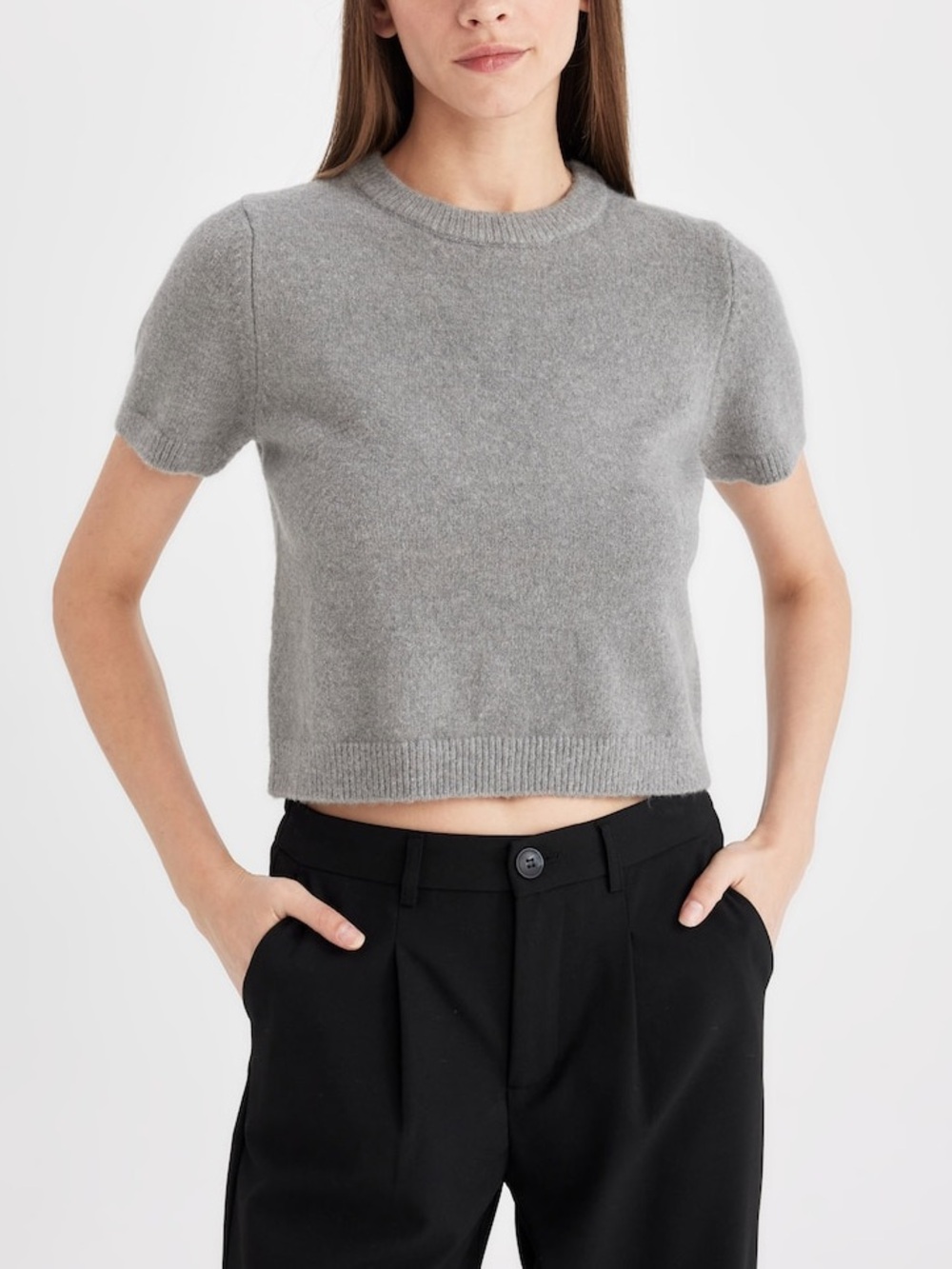 H&M Mocha Gray Short-Sleeve Crewneck Acrylic-Blend Sweater XS
